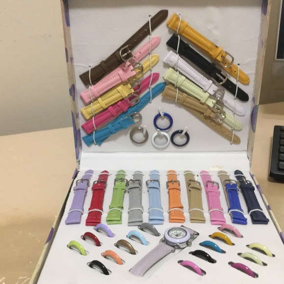 Stylish Interchangeable Kids Watch Set - Picture 3 of 5